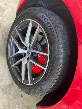 2023 Porsche Macan Macan S