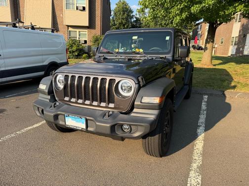 Gray 2022 Jeep Wrangler Unlimited Sport