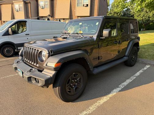 Gray 2022 Jeep Wrangler Unlimited Sport