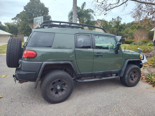 2011 Toyota FJ Cruiser Base