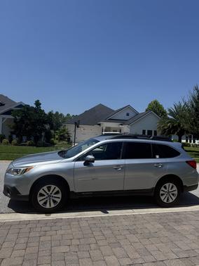 Silver 2017 Subaru Outback 2.5i Premium