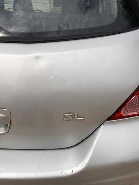 2011 Nissan Versa 1.8 SL