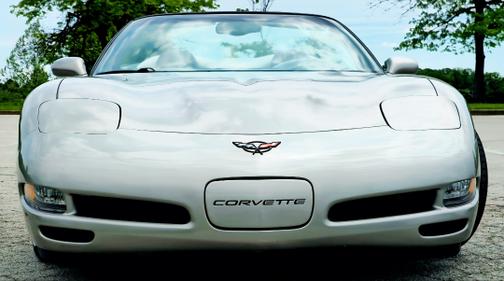 2001 Chevrolet Corvette Base