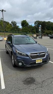 Blue 2018 Subaru Outback 2.5i Premium