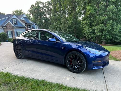 2022 Tesla Model 3 Performance
