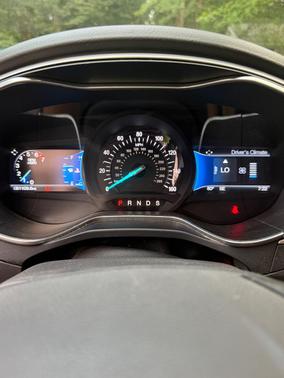 Black 2016 Ford Fusion SE