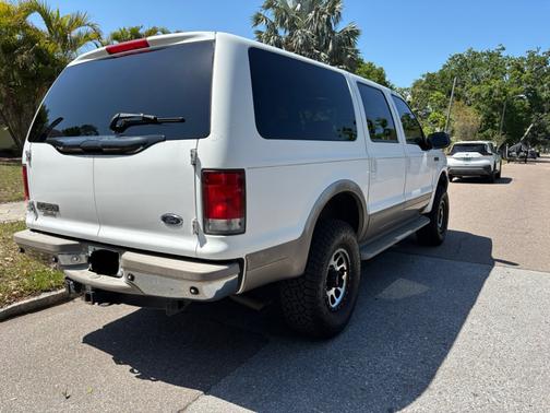2000 Ford Excursion Limited