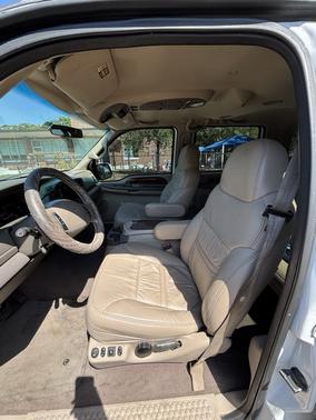 2000 Ford Excursion Limited