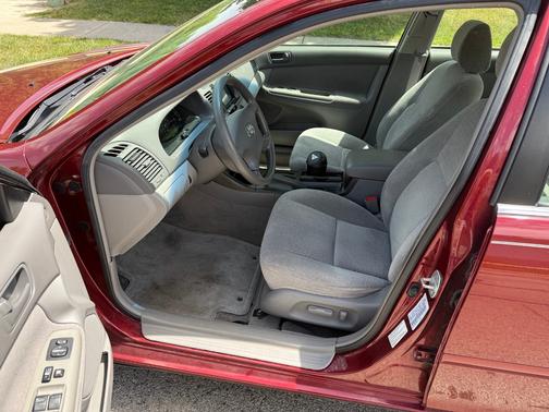 Red 2003 Toyota Camry LE