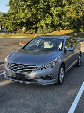 2017 Hyundai SONATA Base