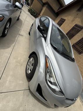 Silver 2016 Hyundai ELANTRA SE