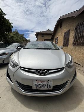 Silver 2016 Hyundai ELANTRA SE