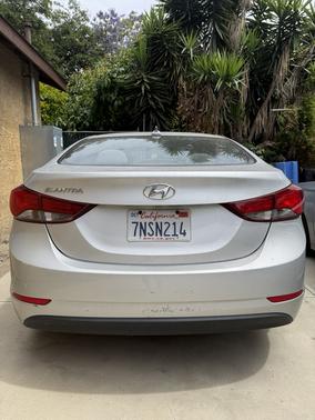 Silver 2016 Hyundai ELANTRA SE