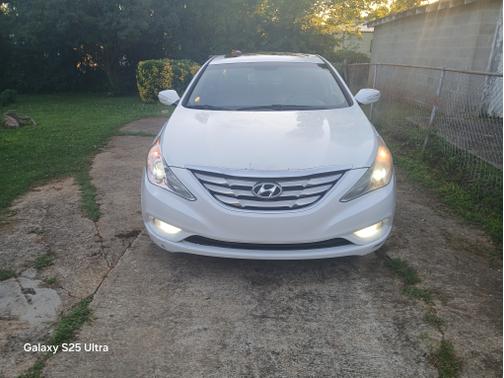 2011 Hyundai SONATA Limited