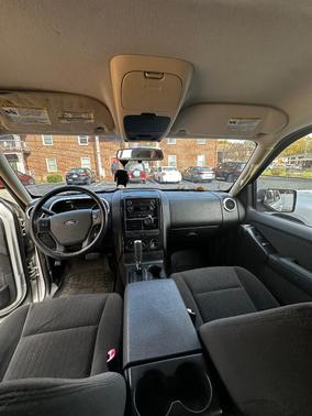 2010 Ford Explorer XLT