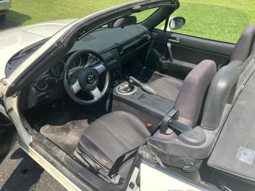 2008 Mazda MX-5 Miata Sport