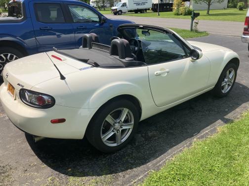 2008 Mazda MX-5 Miata Sport