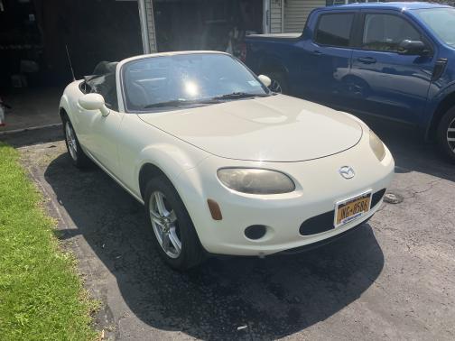 2008 Mazda MX-5 Miata Sport
