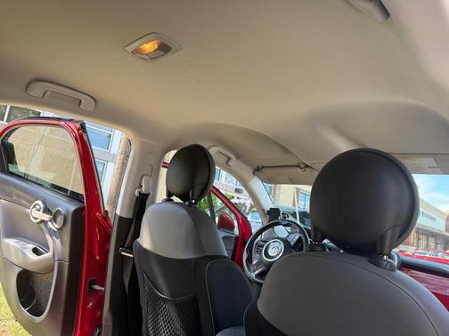 Red 2016 FIAT 500X Easy