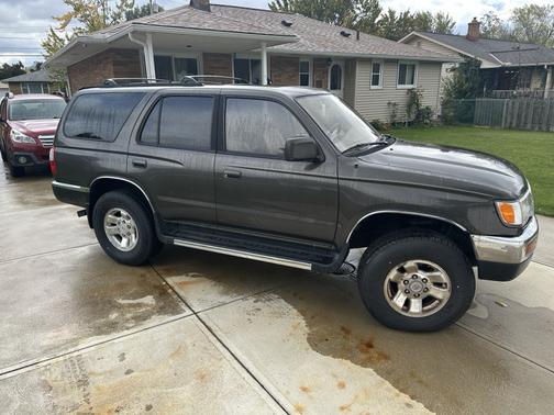 1998 Toyota 4Runner SR5 4WD