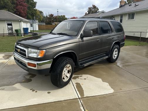 1998 Toyota 4Runner SR5 4WD