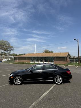 Black 2011 Mercedes-Benz E-Class E 350 4MATIC