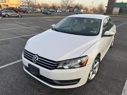 2012 Volkswagen Passat 2.5 SE