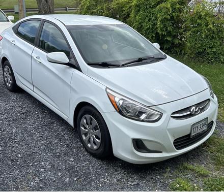2017 Hyundai Accent SE