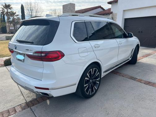 2020 BMW X7 xDrive40i