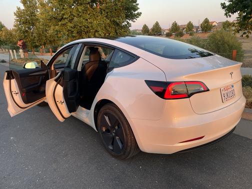 White 2023 Tesla Model 3 Base