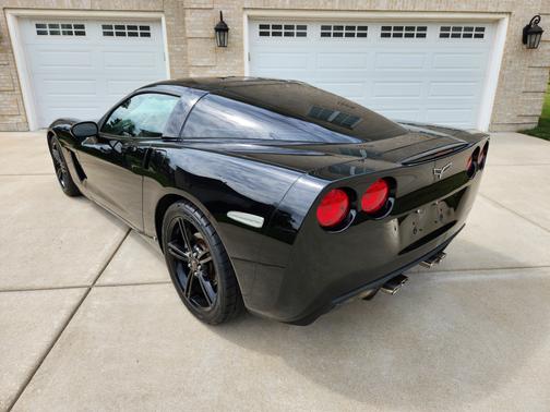 2007 Chevrolet Corvette Base