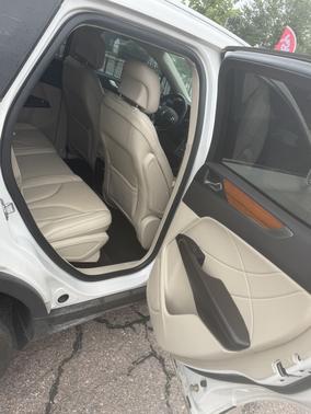 White 2017 Lincoln MKC Select