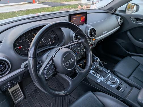 2018 Audi A3 e-tron 1.4T Premium