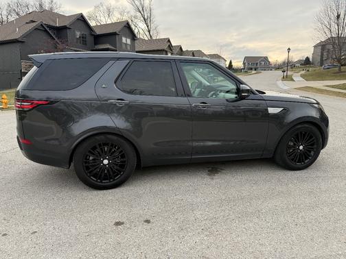 2018 Land Rover Discovery HSE LUXURY