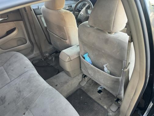 Black 2004 Honda Accord LX
