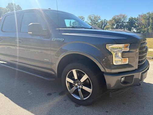 Gray 2017 Ford F-150 XLT