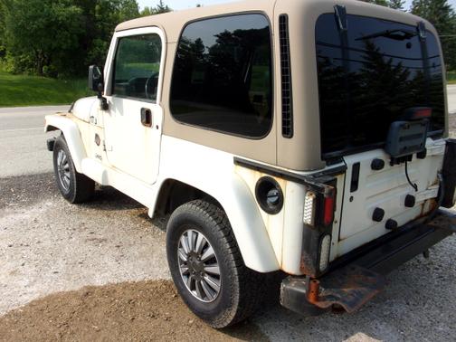 2000 Jeep Wrangler Sahara
