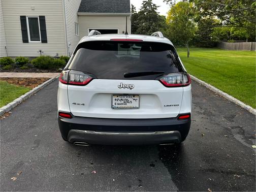 White 2020 Jeep Cherokee Limited