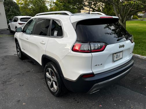 White 2020 Jeep Cherokee Limited