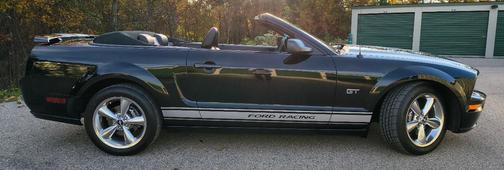 Black 2007 Ford Mustang GT