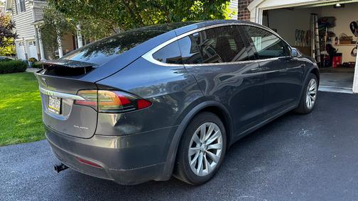 Gray 2019 Tesla Model X Long Range