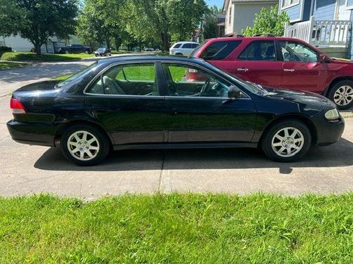 Black 2002 Honda Accord SE