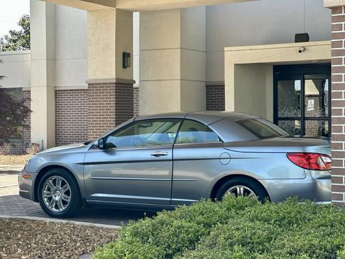 Blue 2008 Chrysler Sebring Limited