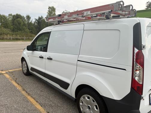 White 2017 Ford Transit Connect XL