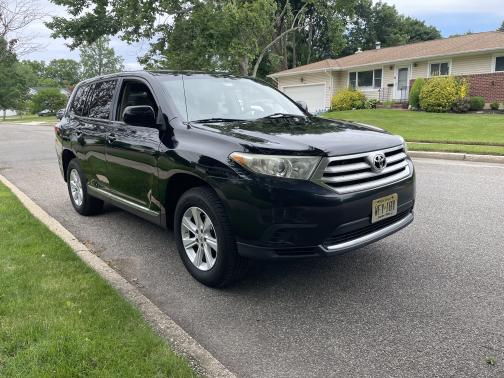 2011 Toyota Highlander Base