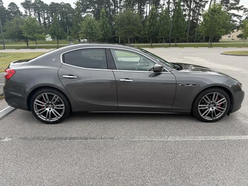 2017 Maserati Ghibli S