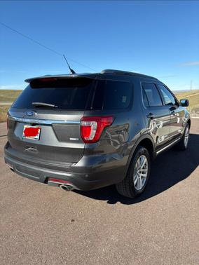 Gray 2019 Ford Explorer XLT