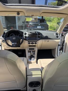 2015 Volkswagen Tiguan Auto SE