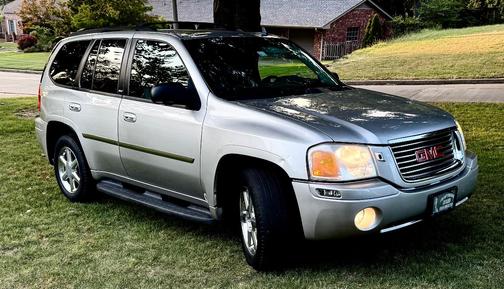 Silver 2008 GMC Envoy SLT