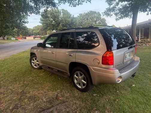 Silver 2008 GMC Envoy SLT